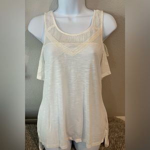 Gentle Fawn cream lace embellished cold shoulder top Sz Small